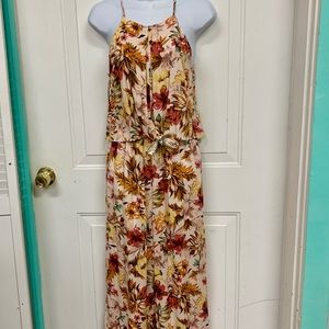 NWT Entro layered spaghetti strap floral jumpsuit/Romper